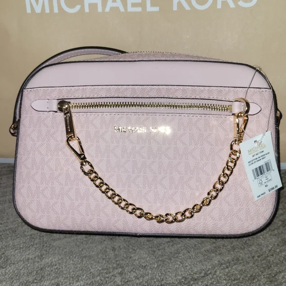 Micheal Kors cross body - Picture 1 of 2